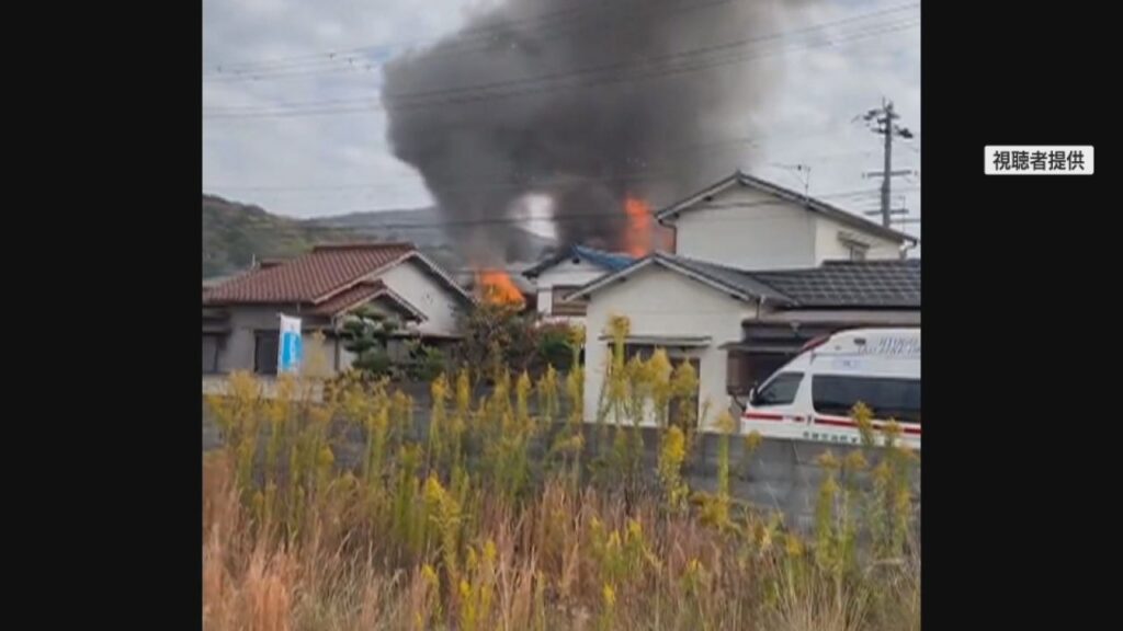 兵庫県赤穂市で住宅火災　焼け跡から１人の遺体　火元の高齢の住人男性と連絡取れず