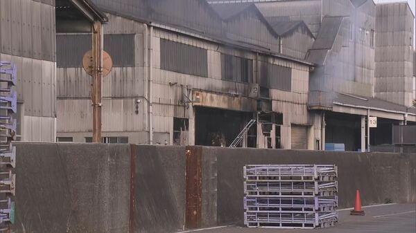 アルミ灰含まれ放水できず…リサイクル工場で発生した火災が丸5日以上経って鎮火 砂をかける“窒息消火”で対応 名古屋市港区