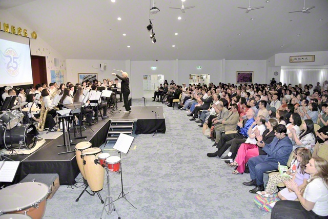 「ビクトリアス・マーチ」のコンサートから（同）