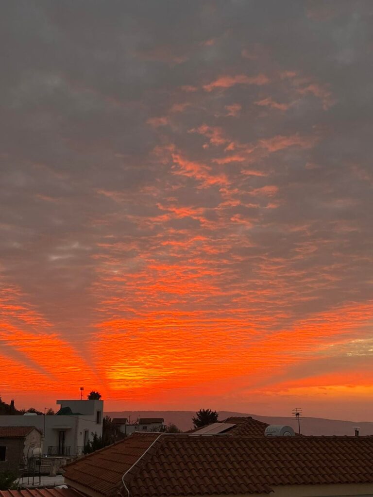 今日の空