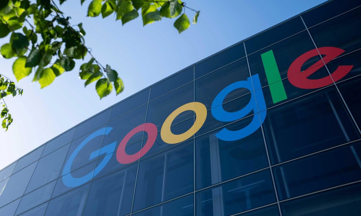 ドイツの裁判所、15年間の検索権力乱用でGoogleに4億6,500万ユーロの罰金を課す