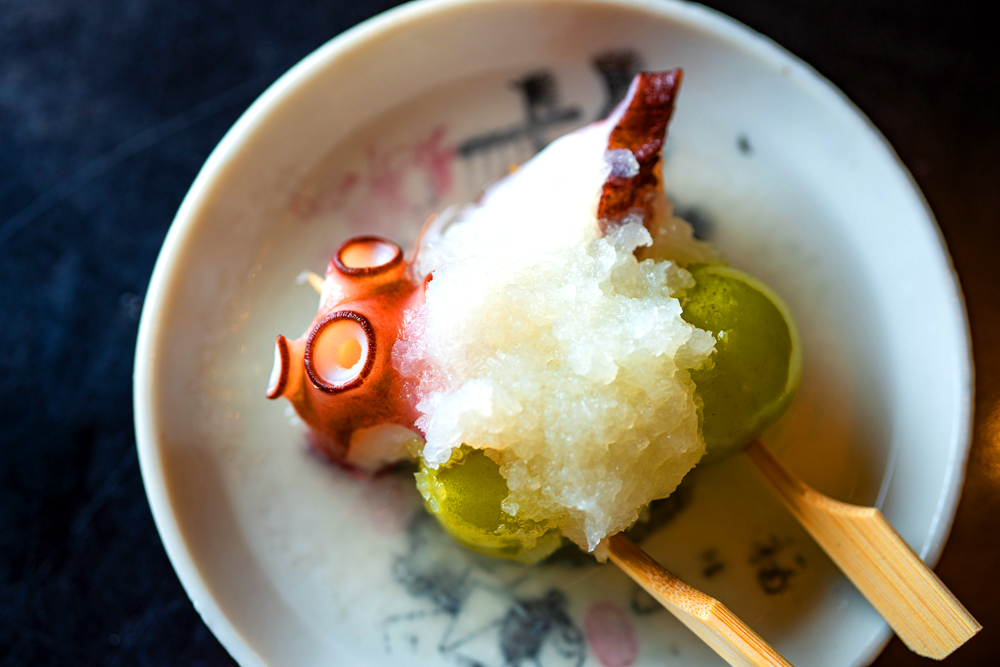 三品目は、‟夢地鶏のイタリア風チキン南蛮（「パスタ＆カフェ コッコロ」藤本シェフ作）“。ペアリングには、「宮崎ひでじビール」の‟太陽のラガー”が合わせられた。ビールとの相性が良いのはもちろんだが、キリッと冷やした白ワインやスプマンテ、プロセッコとも合いそうだ