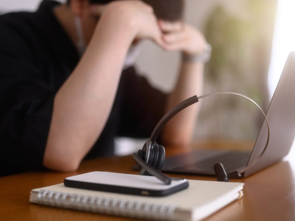 「出戻りの罪悪感」41歳男性、年収250万円、実家暮らし。親に「甘えてしまっている」と感じるワケ – All About ニュース 「出戻りの罪悪感」41歳男性、年収250万円、実家暮らし。親に「甘えてしまっている」と感じるワケ - All About ニュース