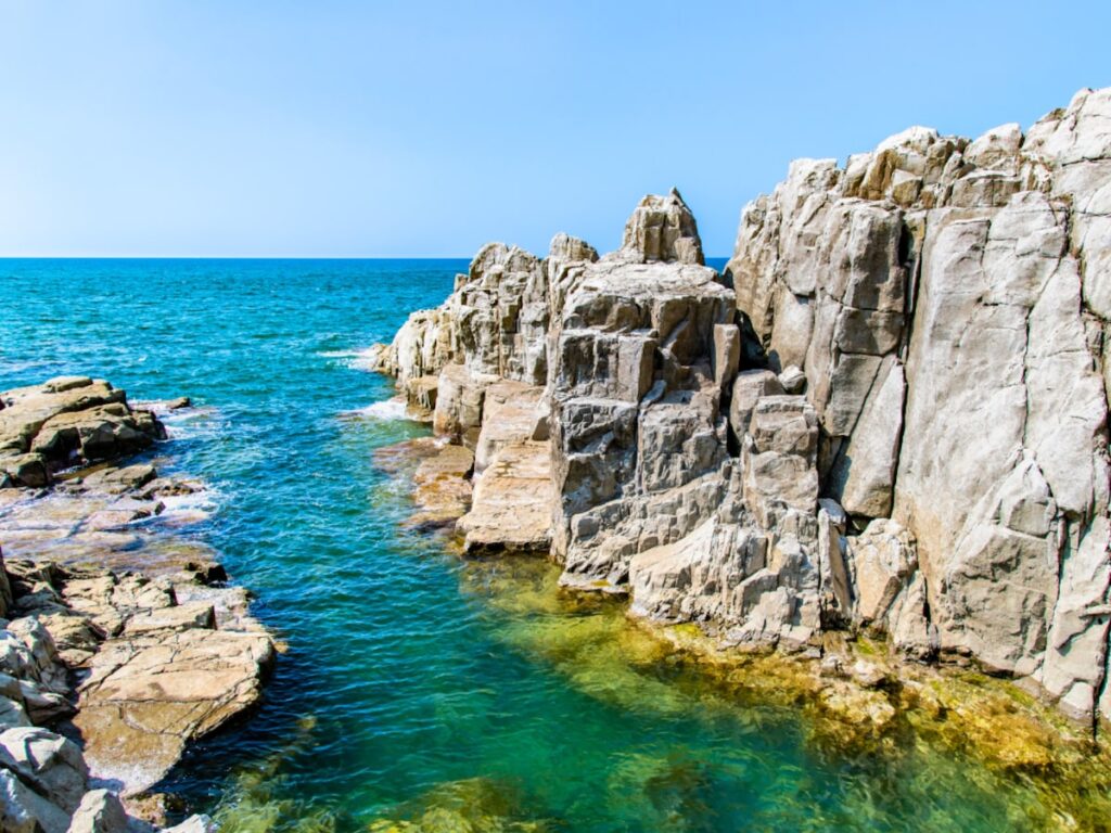 旅先で買いたい「福井県のお土産」ランキング！ 2位「から揚げせんべい」、1位は？ 【2025年調査】 - All About ニュース