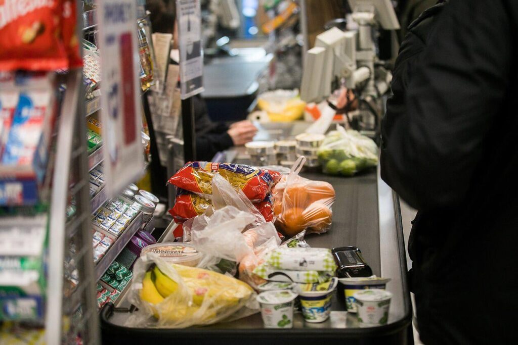 リトアニアの人々にとって食料価格が課題 – 世論調査