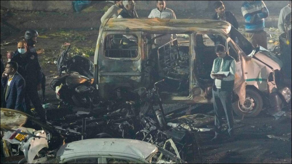 「我々は赤い砦からカシミールまでインドを攻撃した」：パキスタン指導者のテロに関する衝撃的な発言