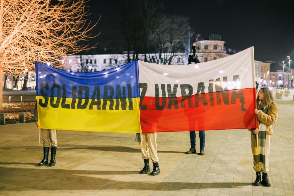 ポーランドのオンライン スペースを通じて広がる反ウクライナ プロパガンダの波への対応