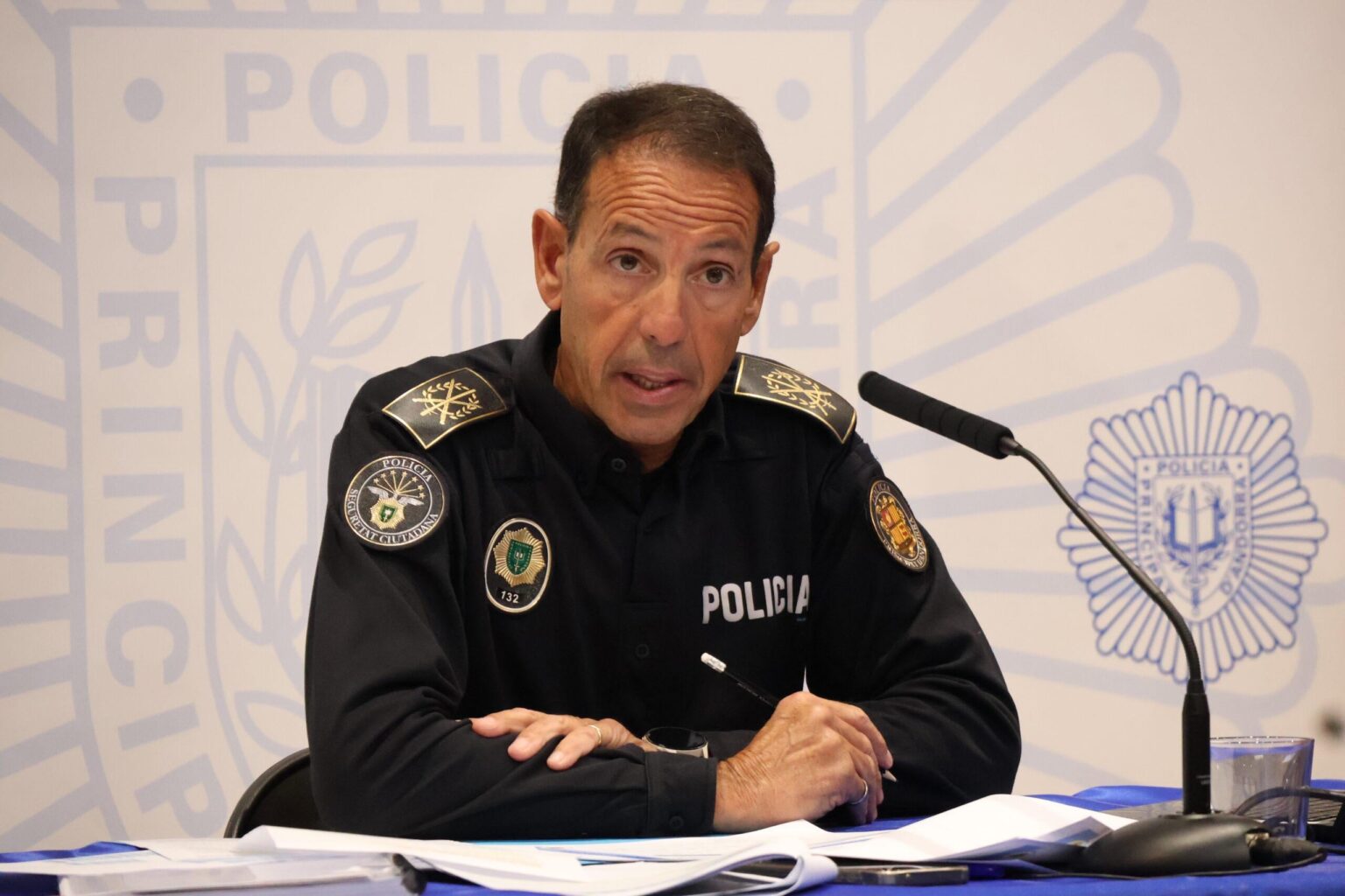 「アンドラでは私たちが楽園にいるのに、治安という点では地獄に住んでいると考える人がいます。」