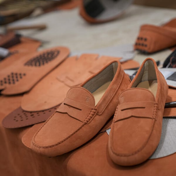 イタリア検察、トッズを捜査 労働搾取問題で広告出稿の6カ月停止を求める – FashionNetwork 日本 イタリア検察、トッズを捜査 労働搾取問題で広告出稿の6カ月停止を求める - FashionNetwork 日本