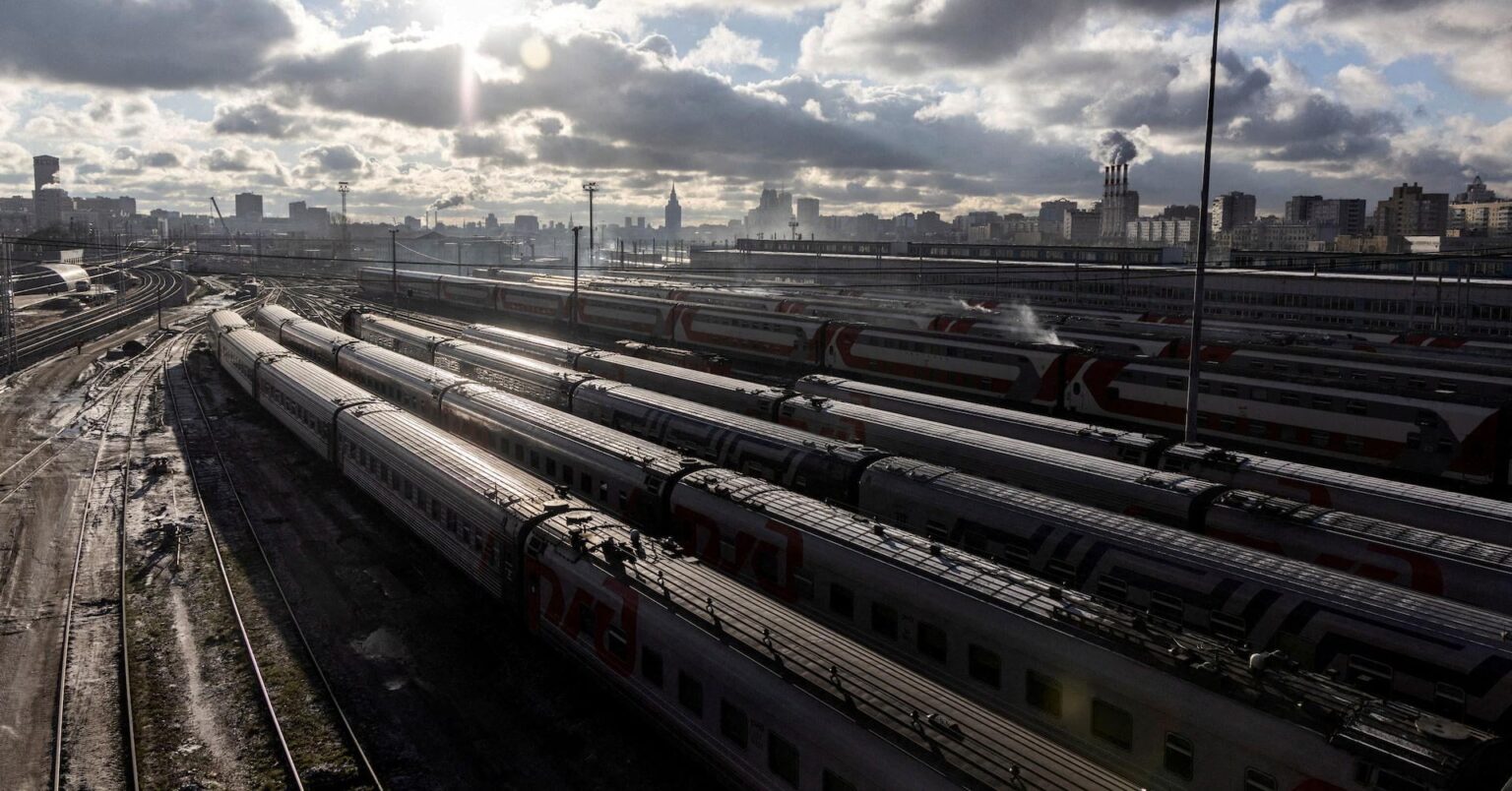 独占：ロシアは510億ドルの負債を抱えるロシア鉄道をどのように支えていくかを検討していると情報筋が語る |ロイター