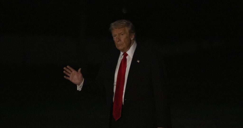 トランプ大統領、裁判所命令に反抗しSNAP給付金は支給しないと発言