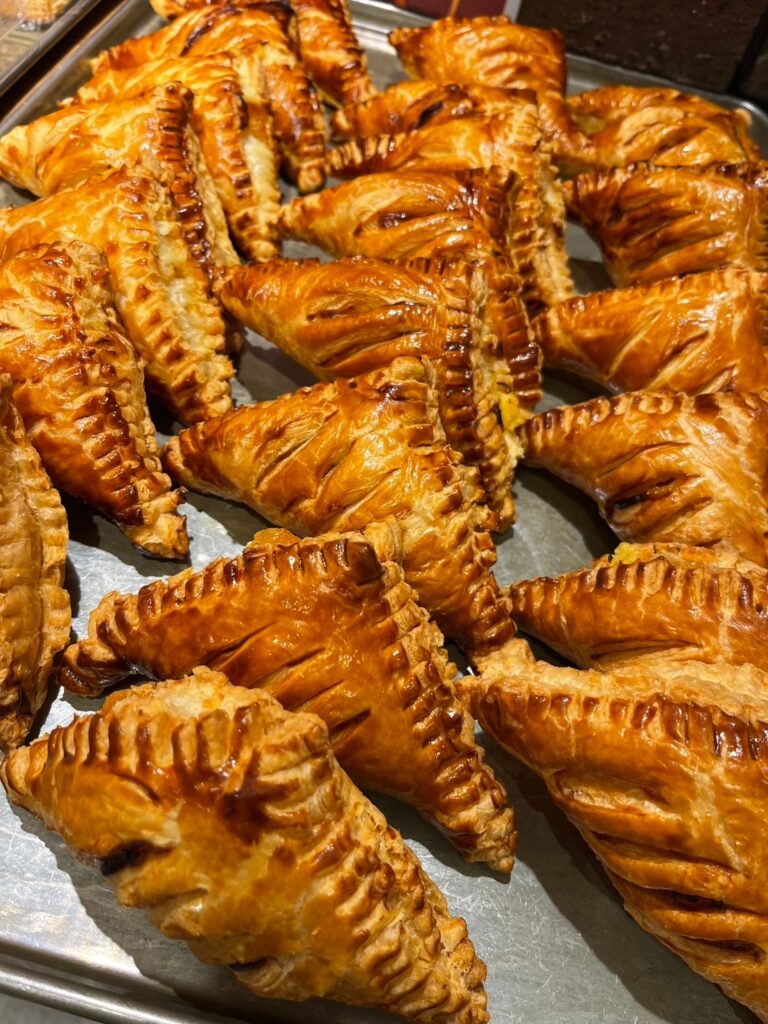 【市原市】辰巳台西にある『BAKERY &cafe TATSUMI CLUB』で3周年記念感謝祭が3日間に渡り開催!! | 号外NET 市原市 BAKERY &cafe TATSUMI CLUB