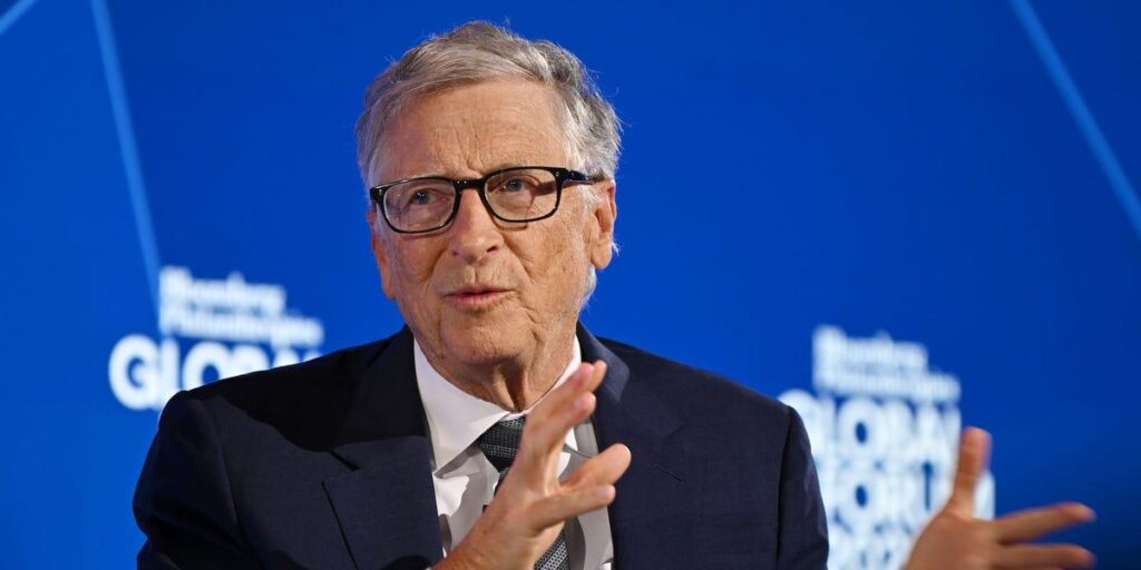 ビル・ゲイツ氏、現代はドットコムバブルと同様のAIバブルに陥っていると語る