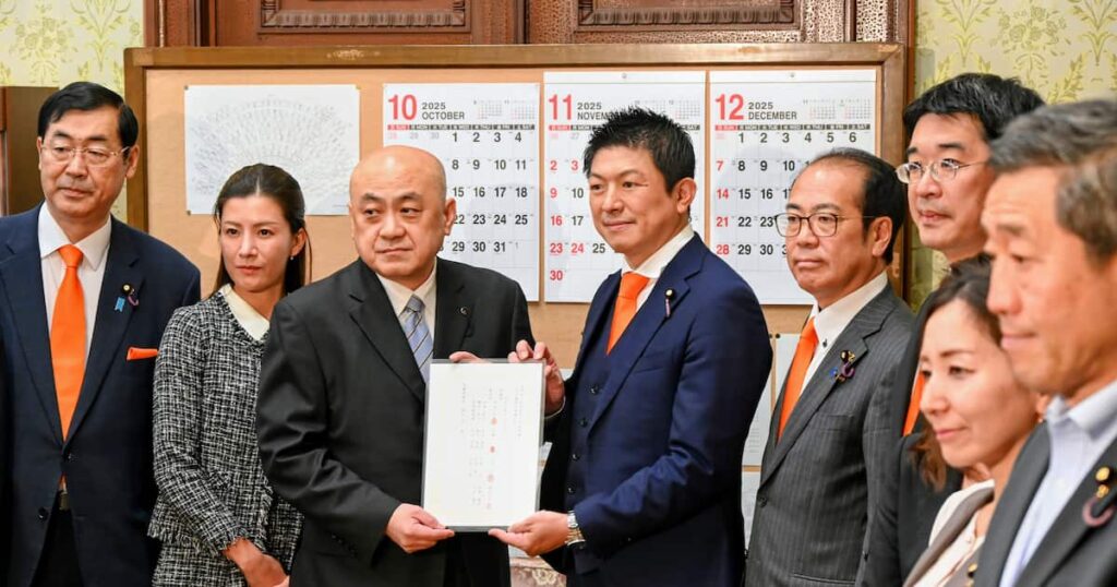高市早苗首相肝いりの「国旗損壊罪」制定へ光明 廃案から13年、リベンジなるか - 産経ニュース