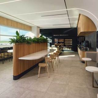 バンクーバー国際空港に「エア・カナダ・カフェ」オープン エア・カナダ - 観光経済新聞