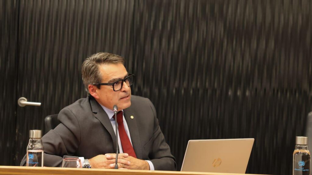 エスカルデス市は同機関のIT部門責任者を刑事告発している