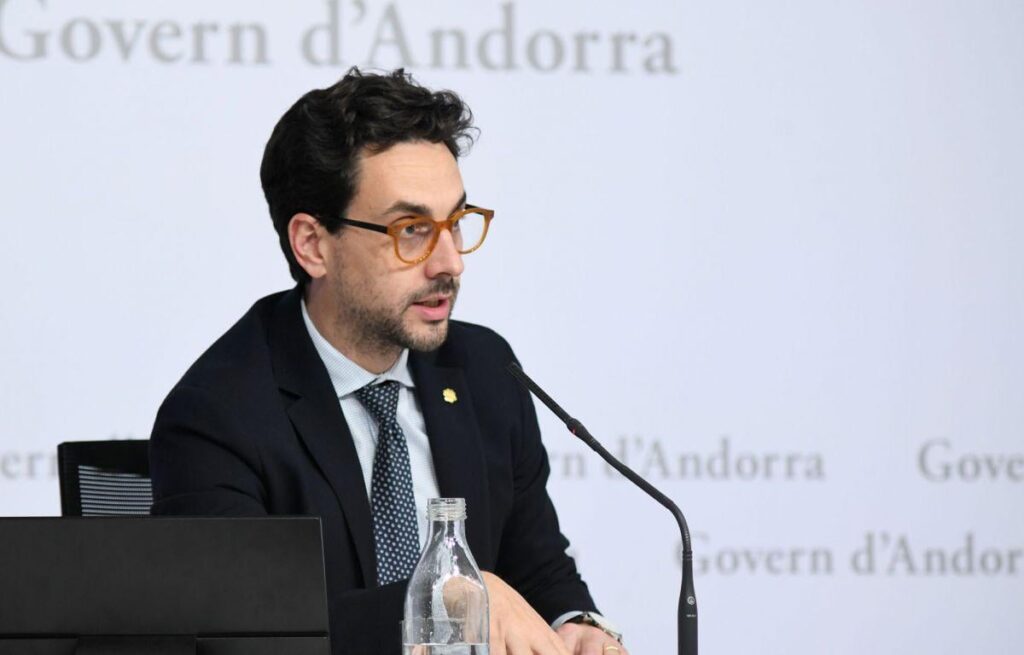 本日 - 2025 年 11 月 14 日にはさらに多くのアイテムがあります。私が見つけたすべての見出しは次のとおりです...