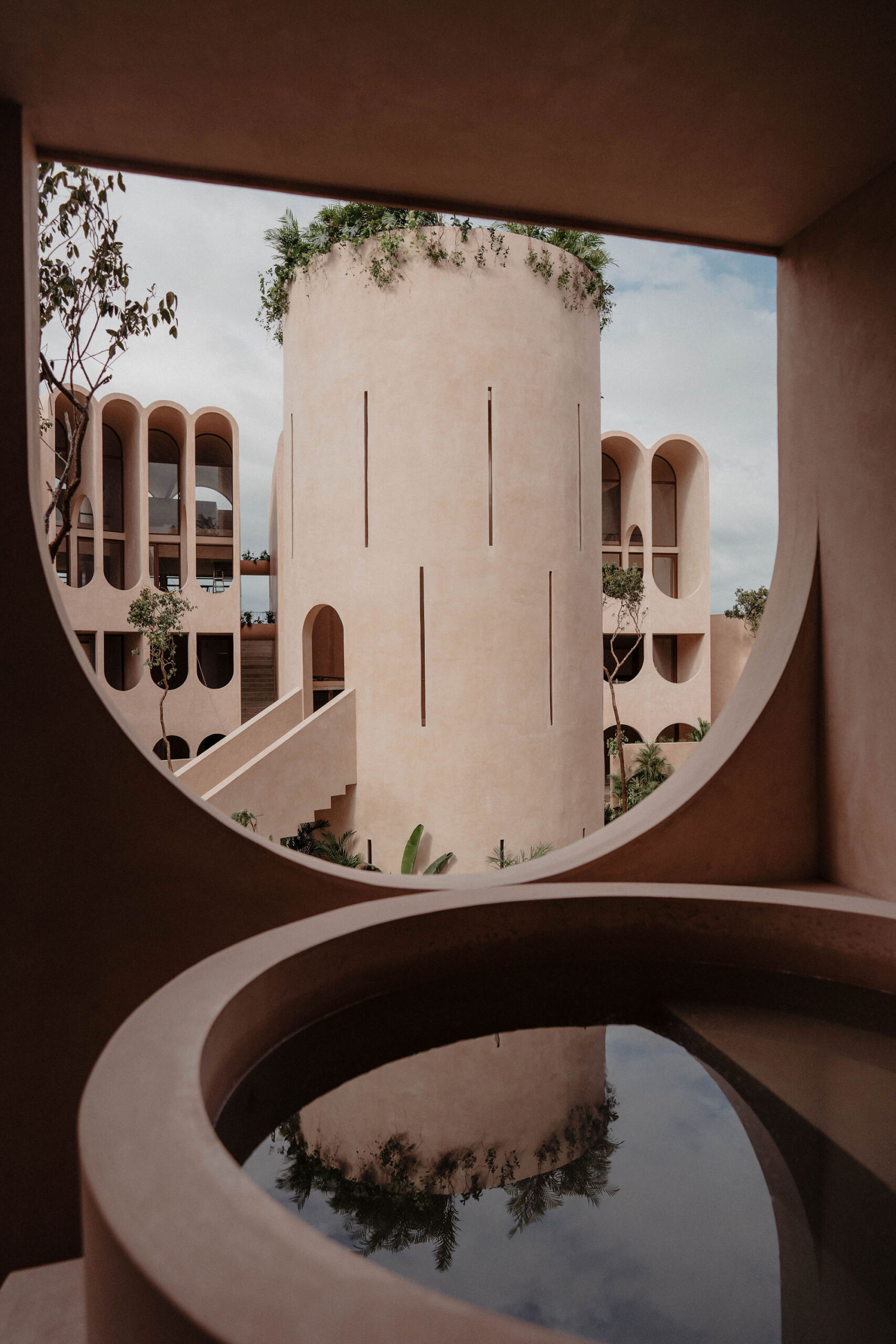 〈バベル（Babel）〉V Taller