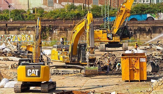 資本による都市の破壊: 理論と実践でどのように機能するか