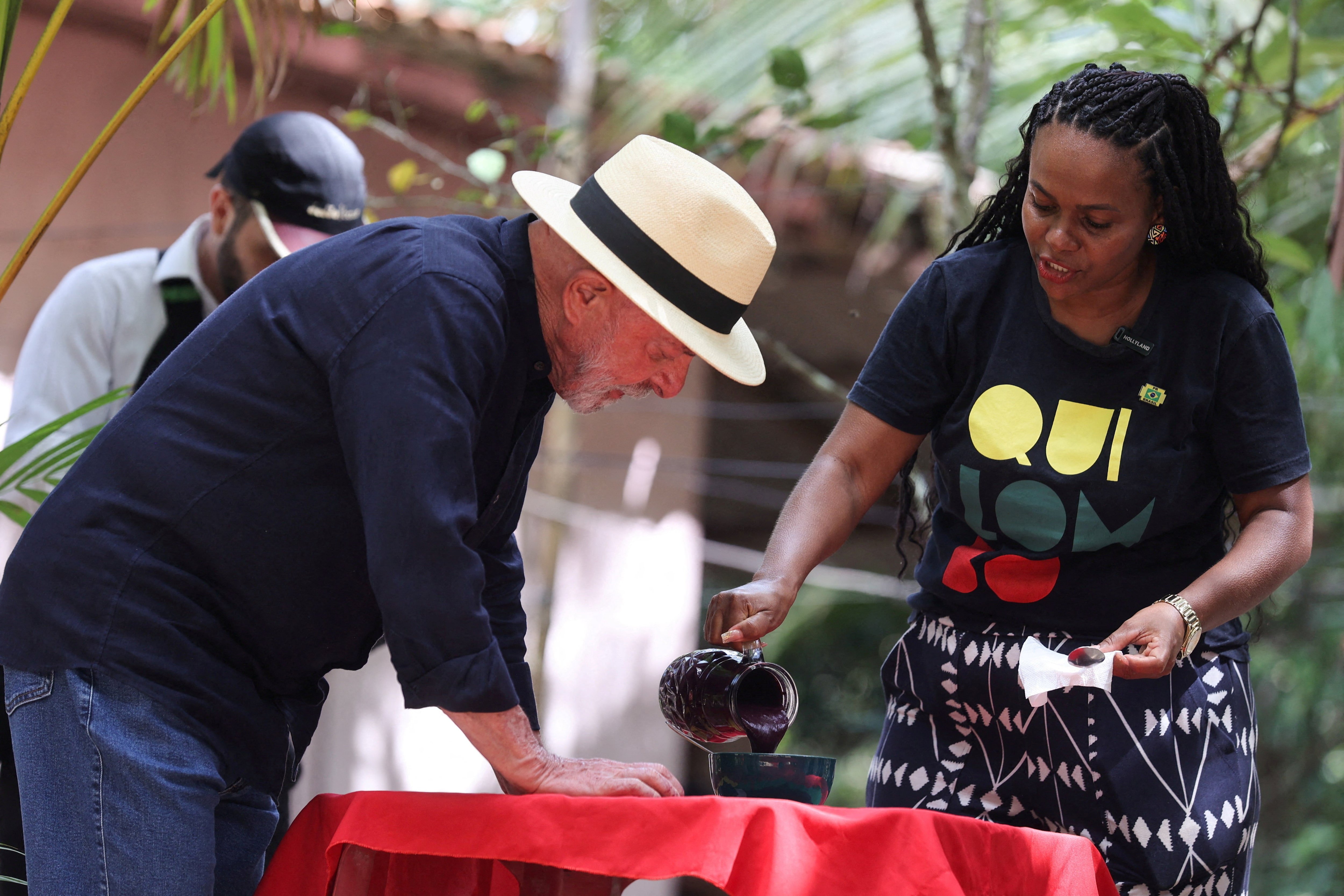 ブラジル大統領「気候変動対策は寄付より投資」、基金立ち上げ控え訴え