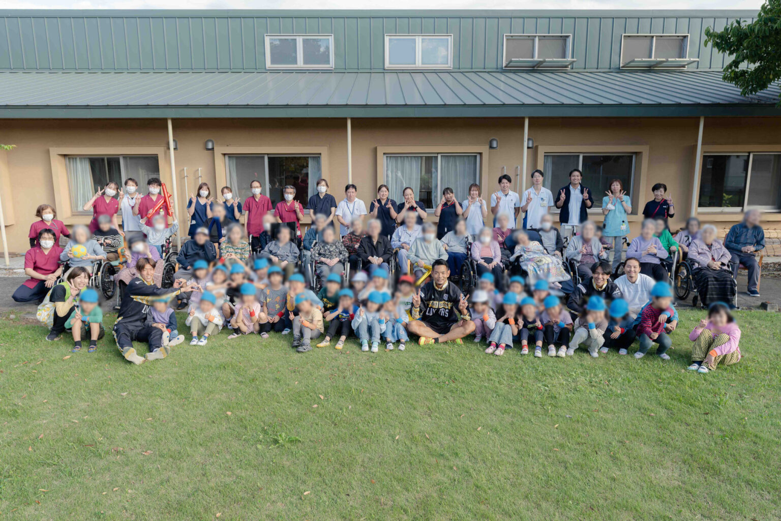 栃木シティ｜ 【地域貢献活動】10/28(月) 介護老人保健施設ひまわり荘 イベント参加報告