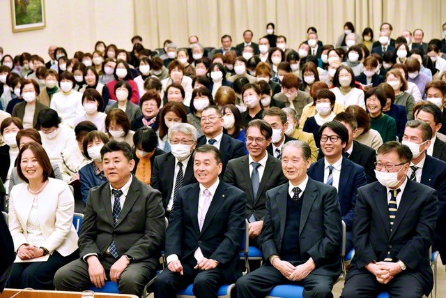 岩手では遠藤規江さん、佐々木淳さんが新任抱負（盛岡文化会館で）