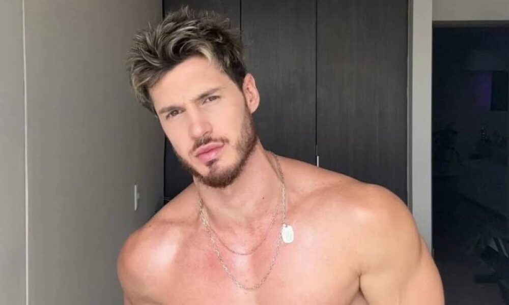 アルゼンチンの歌手フェデ・ドルカスさんがメキシコ市で暴行を受け、29歳で射殺された