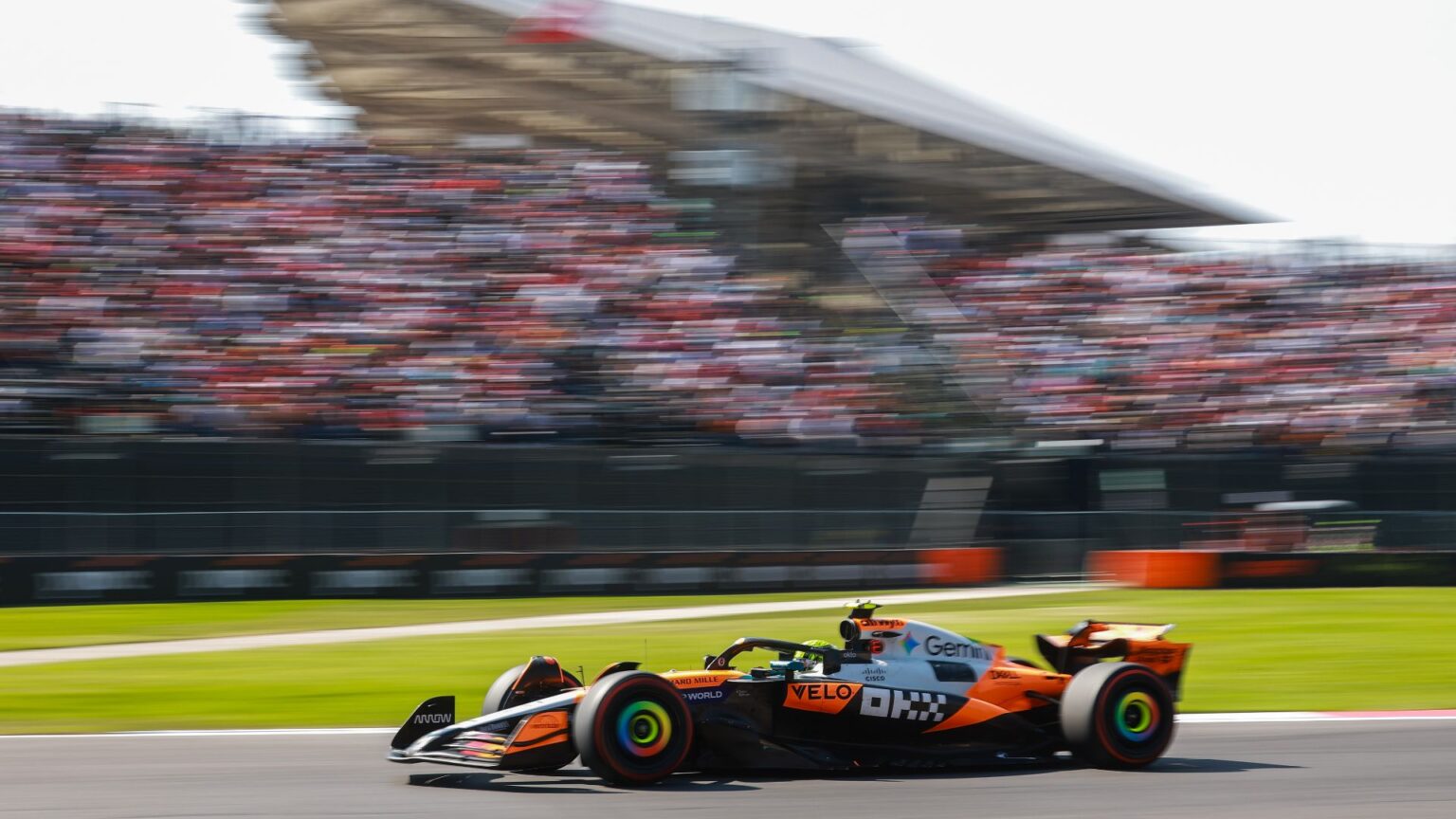 【11月9日】F1第21戦ブラジルGP予選のテレビ放送・ネット配信予定 | Goal.com 日本 logo