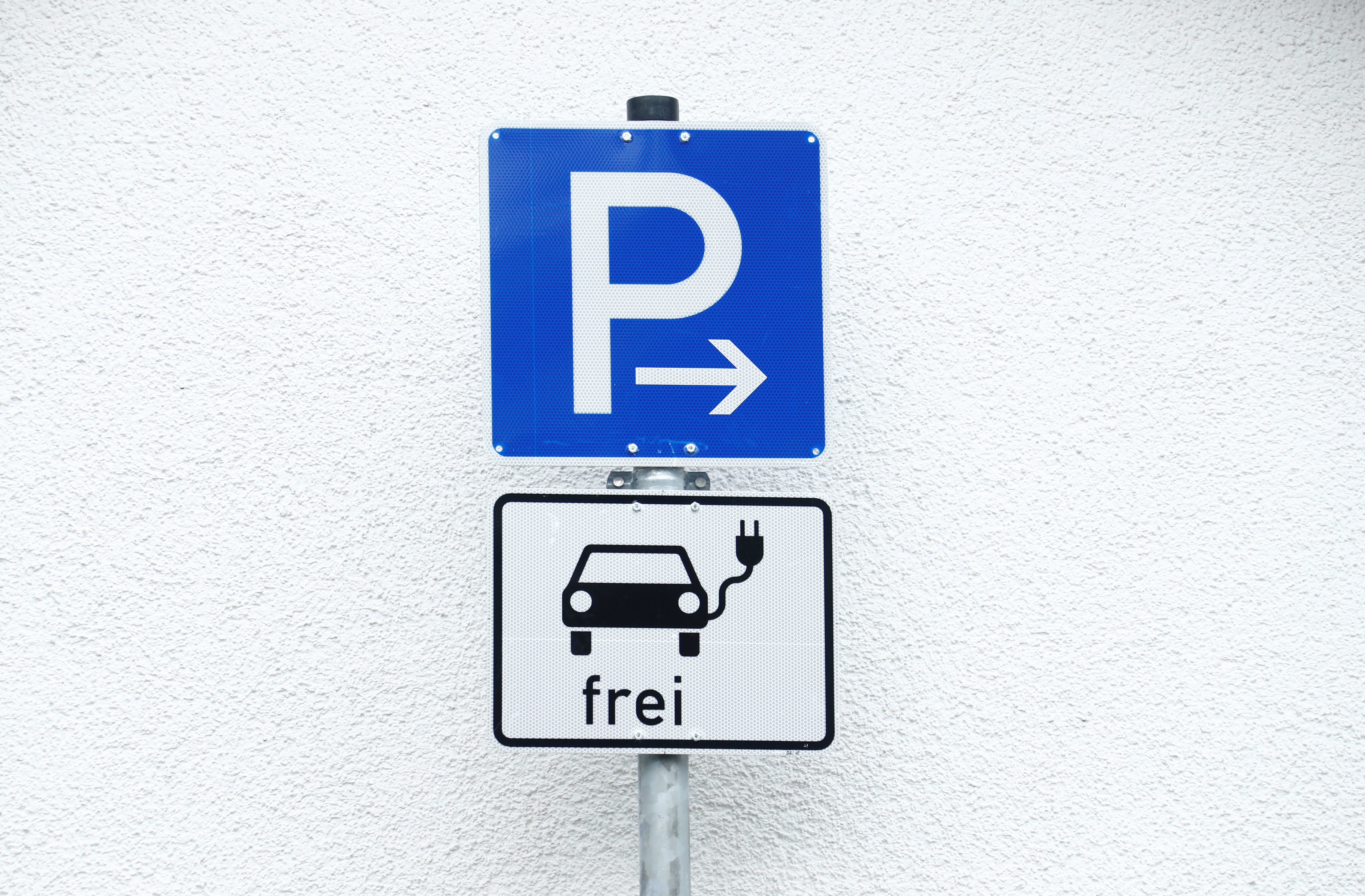 ドイツのＥＶ需要は「自主登録」が押し上げ、業界団体が指摘