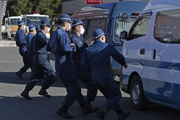 クマ駆除ライフル使用可に　秋田、岩手で警官部隊始動