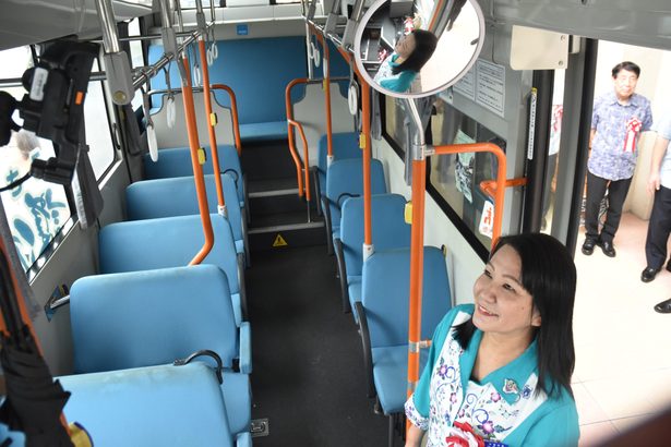 中城の護佐丸バス「顔パス」決済　沖縄県内初、事前登録で現金不要