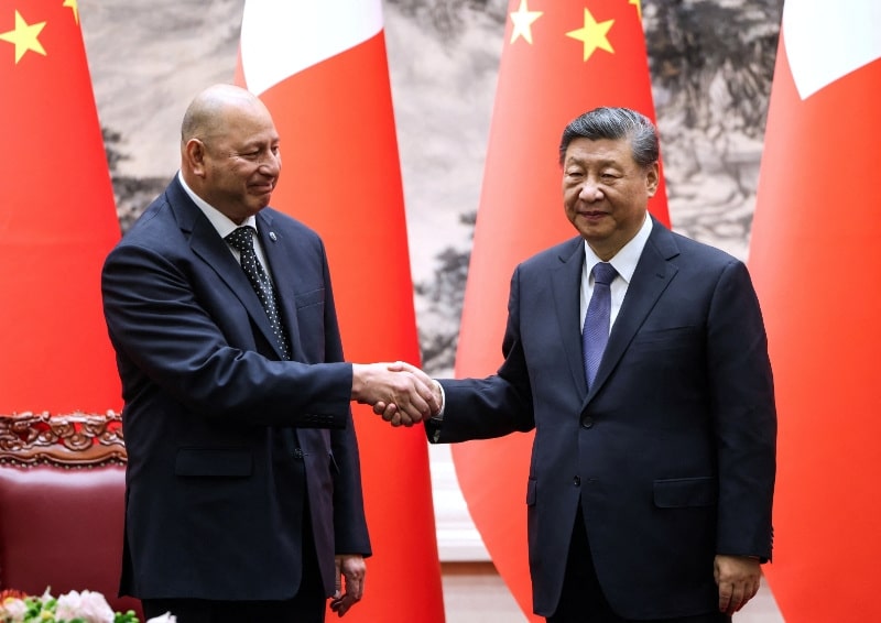 中国習主席、トンガ国王と会談 新たな投資を約束