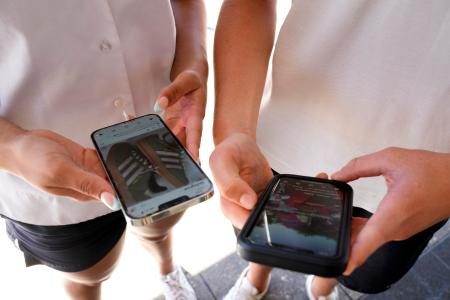 世界初ＳＮＳ禁止、実効性に疑問　オーストラリア、１６歳未満