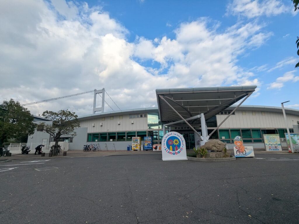 サンライズ糸山内の「風のレストラン」が来年3月中に閉店へ!ラストに向けたフィナーレキャンペーンも実施! – みとん今治 風のレストラン 外観 広め