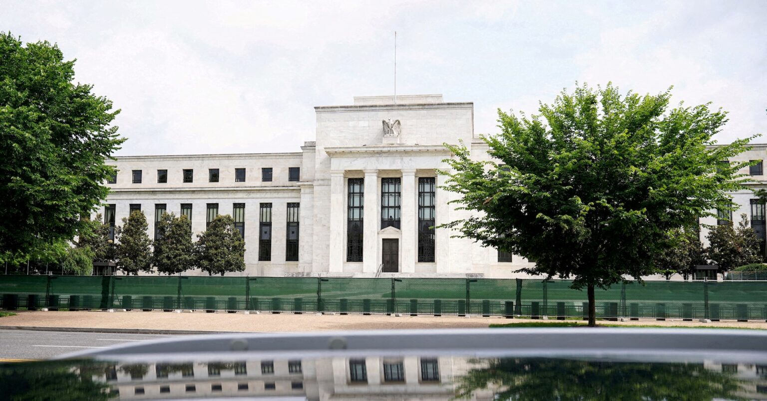 12月ＦＯＭＣで利下げ見送りとの観測高まる、9月雇用統計受け | ロイター