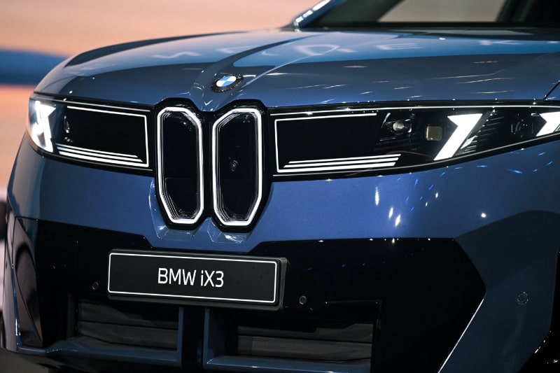 ミュンヘンで新型BMW iX3が世界初公開
