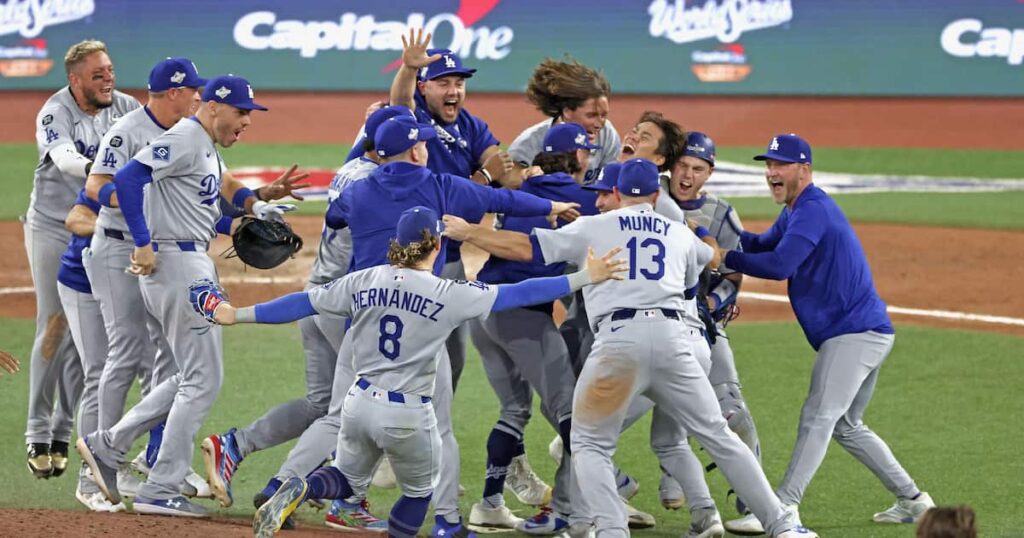 ドジャースがワールドシリーズ連覇 大谷翔平は2安打、山本由伸が2戦連投で好救援 – 産経ニュース ドジャースがワールドシリーズ連覇 大谷翔平は2安打、山本由伸が2戦連投で好救援 - 産経ニュース