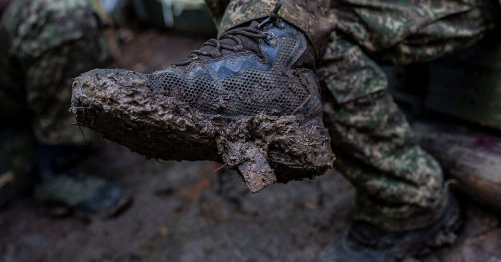 Scenes from the frontlines as outnumbered Ukraine fights off Russian attacks - July 21, 2025