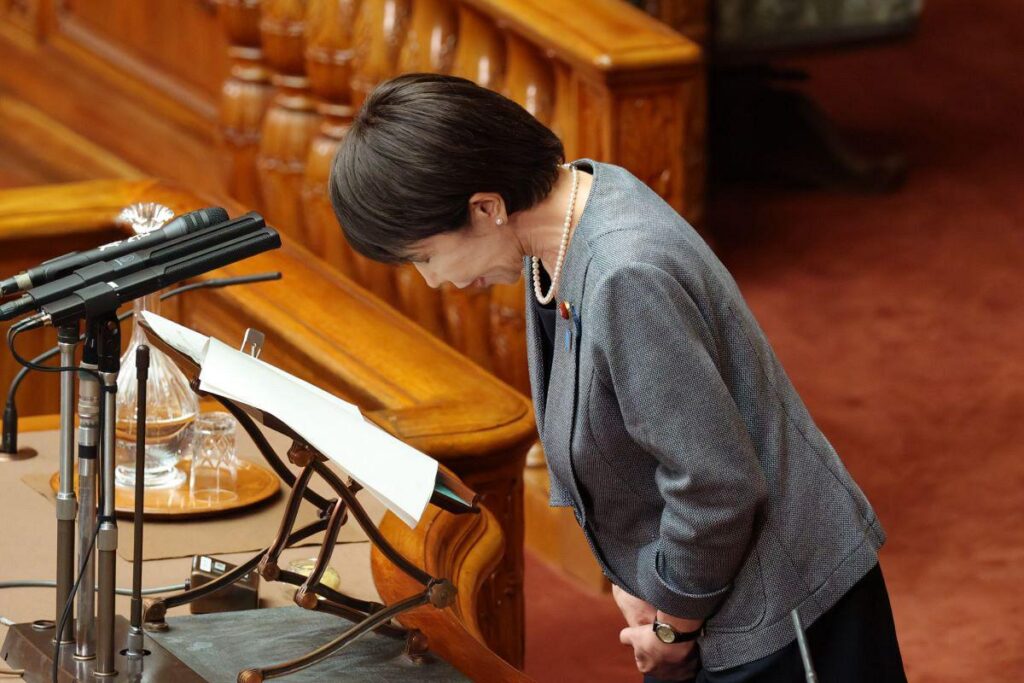 高市首相が懇願…国会「出入り禁止」の政府高官に「再起の機会を与えて」 参院本会議で人事めぐり：東京新聞デジタル