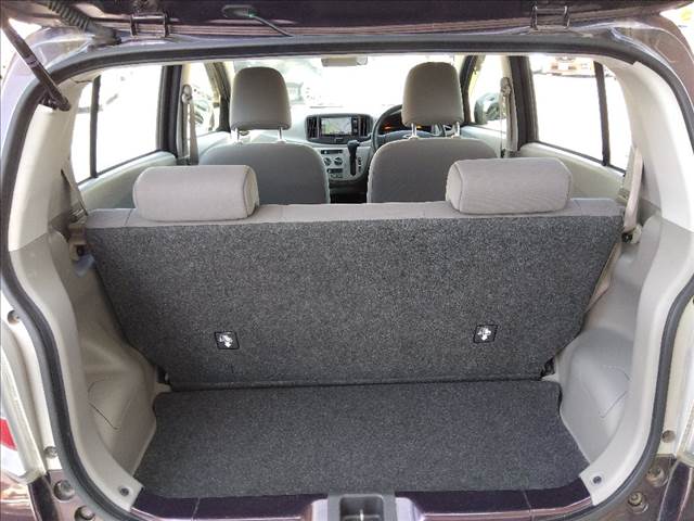 ☆禁煙車☆４ＷＤ☆スマートアシスト☆ナビ☆ＴＶ☆ＤＶＤ再生☆バックカメラ☆低速域衝突回避支援ブレーキ☆誤発進抑制☆先行車発進お知らせ☆アイドリングストップ☆キーレスキー☆走行５．８万ｋｍ☆試乗ＯＫ☆