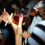 イタリアの若者への警鐘：喫煙、アルコール、薬物、座りっぱなしのライフスタイルに関して、イタリアはOECD地域で最悪の部類に入る（「ひと目でわかる健康：欧州2024年」報告書より）