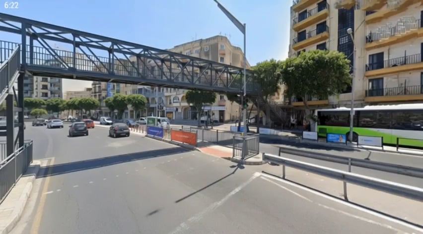 安全性を高め交通遅延を短縮する新しいムシダ歩道橋