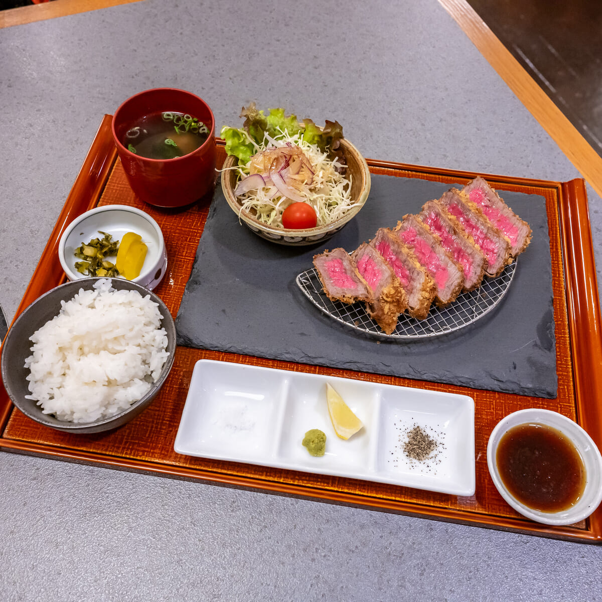 ハウステンボス/花の家「長崎県産 特選和牛かつ膳【数量限定】」
