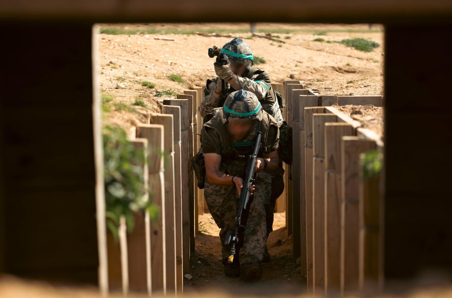NATOのアフガニスタン、イラクでの経験がもはや役に立たないことが明らかになったとき、ウクライナはどのように軍事訓練を調整したか