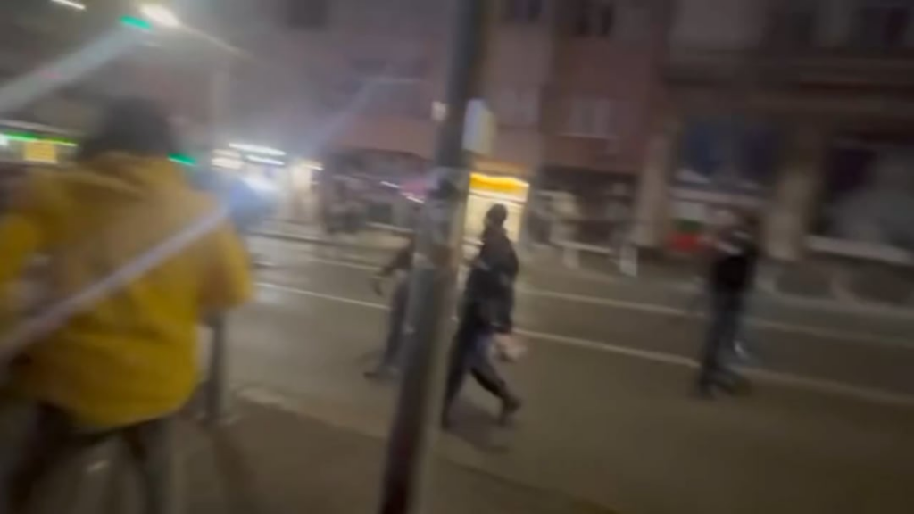 地元の警察の顔