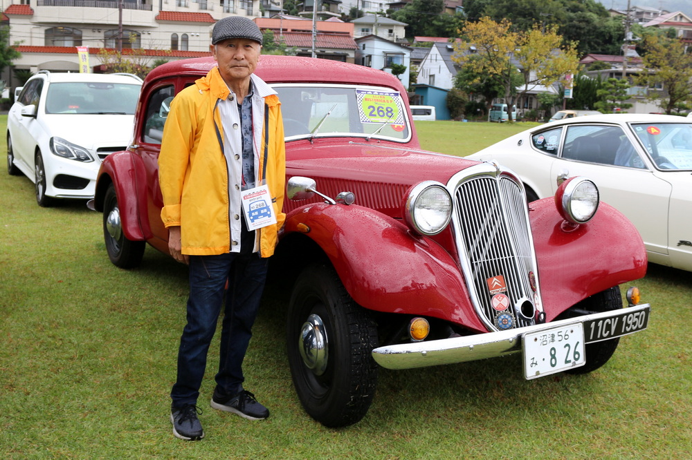 鳥居基廣さんは右ハンドルのシトロエン・トラクシオン・アヴァンを20年前に購入。