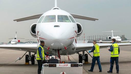 下院はプライベートジェットの航空旅行税を14倍から71倍に引き上げることを望んでいる：「無駄の例」