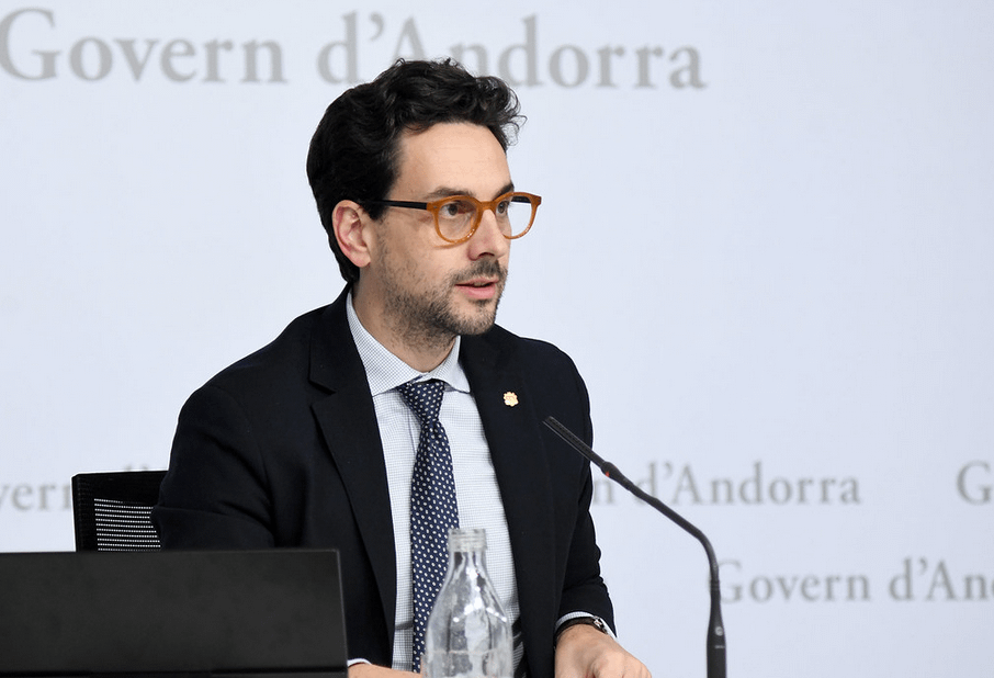 パステラホテルを検出するための差し迫った制御