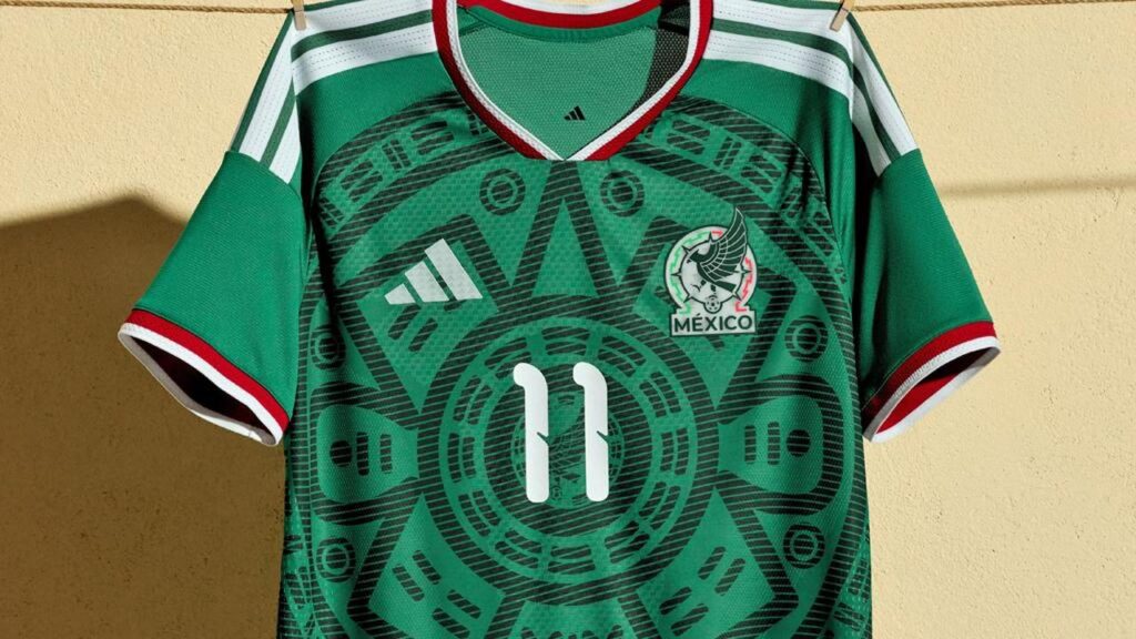 “開催国”メキシコ代表、2026W杯ユニフォームを発表!伝説の「アステカ・ユニ」が甦る – Qoly-Sports&the Style 画像1: Mexico 2026 adidas Home