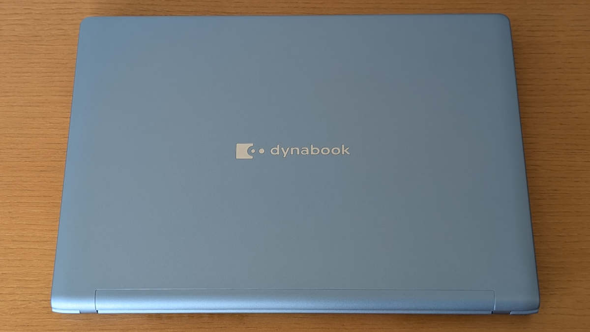 dynabook GR/ZZ 天板